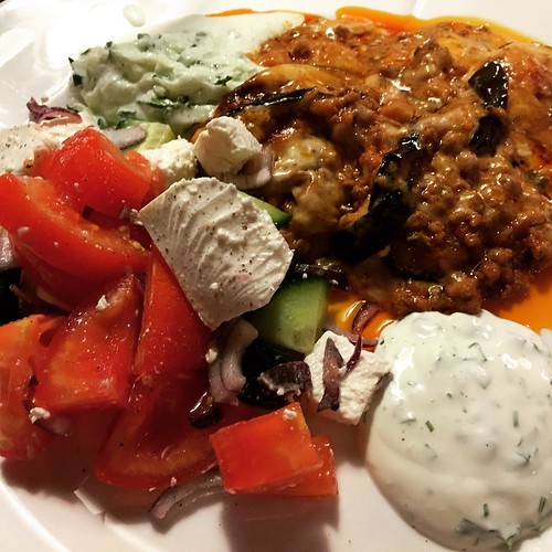 #moussaka #greek#tomato#salad #Tzatziki  #weightloss  #weightlossexpert #weightlossexpertguide #weightlossexpertguide.com #diet #keto #ketogenic#diet  #lchf #lowcarb #paleo #dinner #lunch #leftovers #plainandsimple #nofancystuff #ilovefood #ihatediet #qua