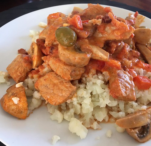 #spanishfood #paleorice = #cauliflowerrice #weightloss  #weightlossexpert #weightlossexpertguide #weightlossexpertguide.com #diet #keto #ketogenic#diet  #lchf #lowcarb #paleo #dinner #lunch #plainandsimple #eatclean #nofancystuff #ilovefood #ihatediet #qu