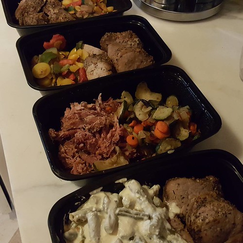 Got lunches taken care of for next few days. Pretty easy pairing of a protein and veggie #yum  #lazylowcarb #keto #mealprep #instafood #lchf #glutenfree #protein #veggies #lunch #ketomeal #lowcarb #pork #savemoney #frugal