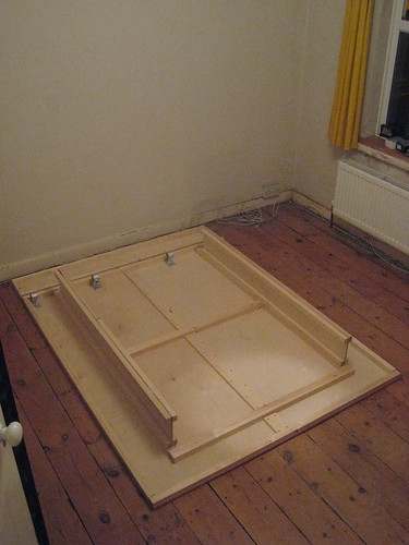 Day 3: The bed base more-or-less finished