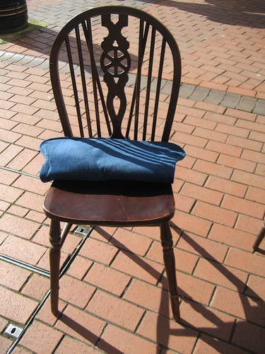 Chair style 1, dark - front