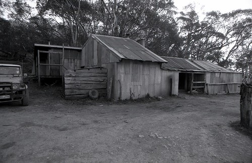 Bluff Hut, The Bluff. 1994  Alpine huts 1994, sheet 02 0049