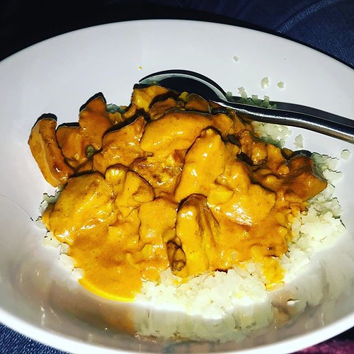 Fully back on the #keto bandwagon. It was a rough week while I was sick. I didn’t eat much but what I did eat, some wasn’t keto. Made @keto.connect butter chicken with cauliflower rice for dinner.