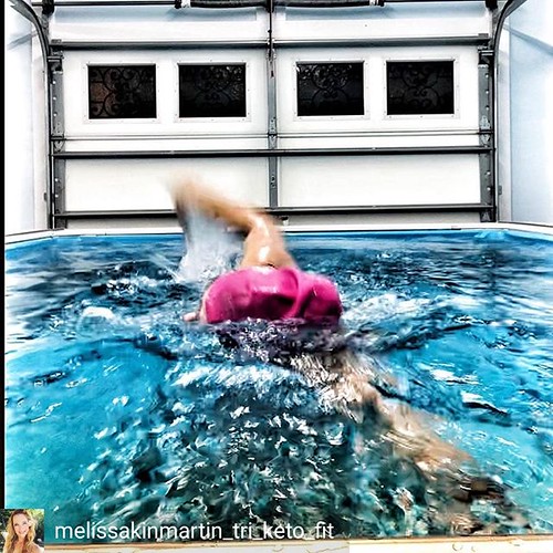 Credit to @melissakinmartin_tri_keto_fit : Finally back in the @endlesspools tonight training! Can I say I missed it! . I had to take off of swimming for a week due to double ear infections. . Healed up and had a kick ass swim session tonight! . Countdown