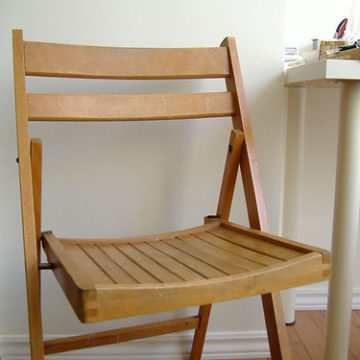 wooden folding chair