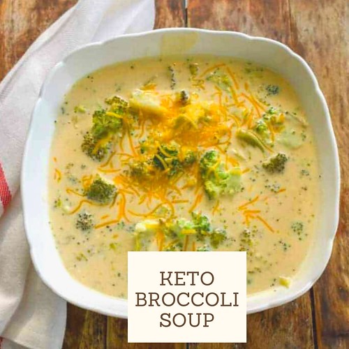 KETO BROCCOLI SOUP