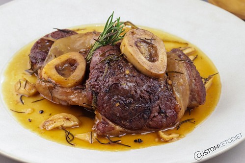 7 Garlic Rosemary Beef shanks