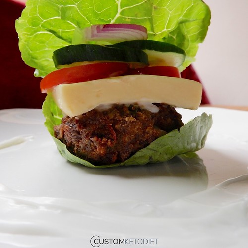 10 Cheeseburger lettuce wrap