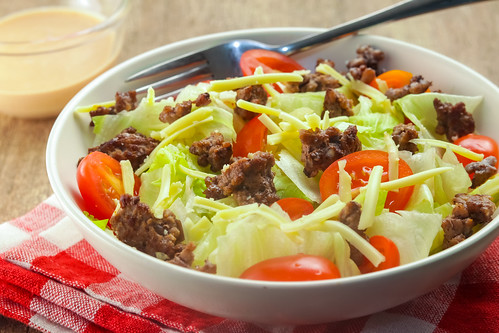 5 Keto Smoky Cheeseburger Salad