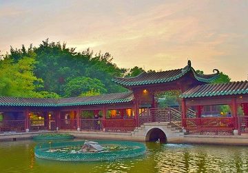 Sunset, Lingnan Garden 嶺南之風, Lai Chi Kok Park 荔枝角公園, Mei Fu, Kowloon, Hong Kong