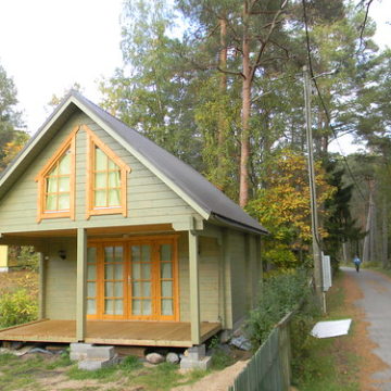 Residential log cabin for sale