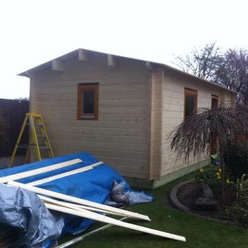 Garden annexe side view