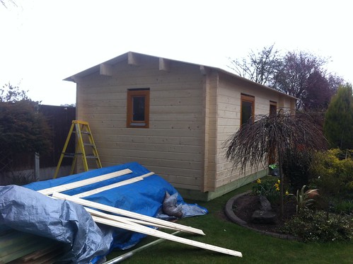 Garden annexe side view