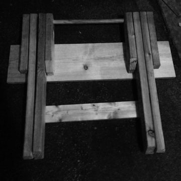 Legs and supports for a folding workbench