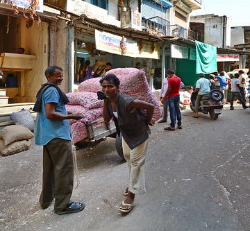 India - Gujarat - Ahmedabad - Market - 25