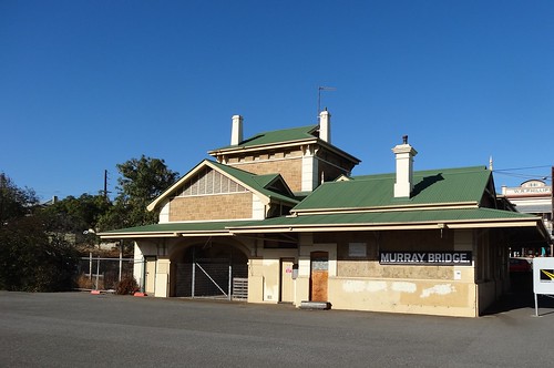 Murray Bridge. Murray Bridge waiting room and railway station offices. Built around 1914 in Art Nouveau style almost identical to Tailem Bend, Bordertown, Moonta, Wallaroo and other stations. .