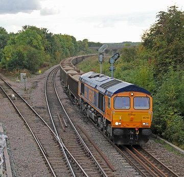 Ulceby Junction : Road Stone