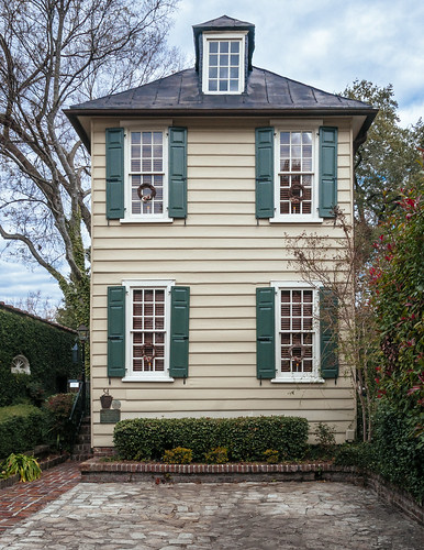 Thomas Elfe House (1760), 54 Queen St, view01, Charleston, SC, USA