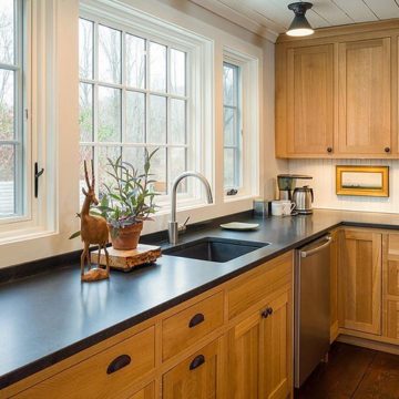 Kintnersville Kitchen #ciderpresswoodworks #kitchen #modern #wood #light #color #colorful #house #interior #interiordesign #interiordesigner #woodshop #decor #idea