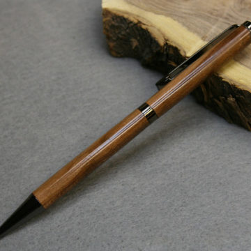 Pen 005 001