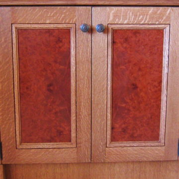 Oak & Pelan door detail