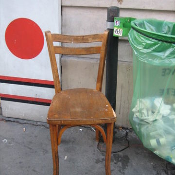 Having a Bad Chair Day / japanese ?