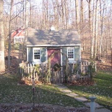 Tiny Cottage