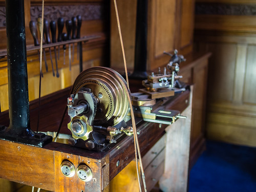 Tyntesfield foot powered lathe detail