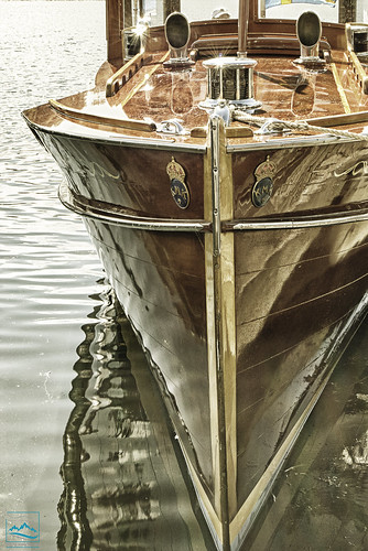 wooden boat bow KMK