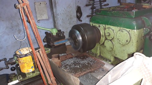 Precise Machining by highly experienced lathe-man.  Small Startup Soap and Detergents Making Machine from Atom Machinery Mfg Co  Buy Your Dream  http://atomgroups.trustpass.alibaba.com http://atommachinery.business.site