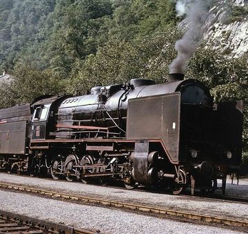 JŽ class 30 2-10-0 at Zidani Most station