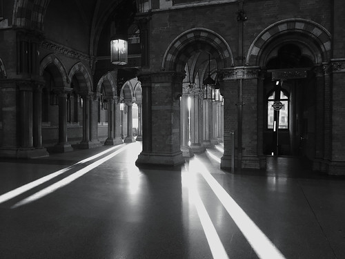 A Saint through the shadows - St Pancras International on 28 Jan 2016