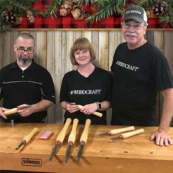 Choosing Gifts at Woodcraft with The American Woodshop  Co-Hosts Scott and Suzy Phillips