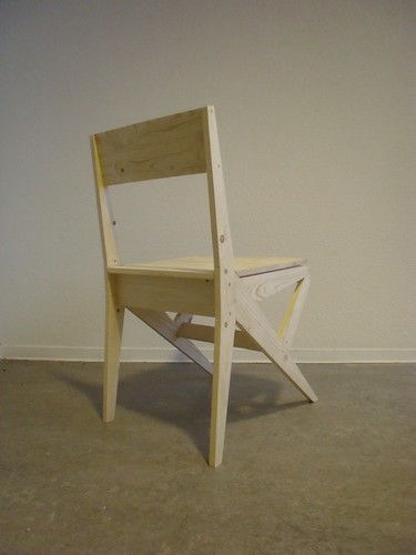 wooden chair (spruce)