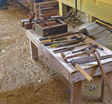 Carpentry tools