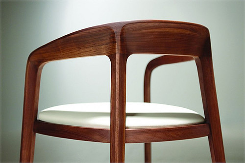 wooden-chair-furniture-corvo