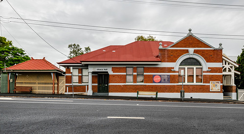 The (Former) Ithaca Town Council Chambers & Tram Shelter No. 7 (Red Hill, Queensland)