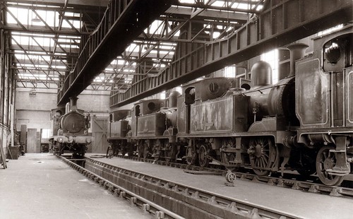 British Railways (SR) – ‘O2 Class’ 0-4-4T Nos. W18 ‘Ningwood’, W24 ‘Calbourne’ and others on shed at 70H Ryde St John’s Road Shed in 1956