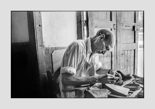 Shoemaker, Aswan Egypt - August 1981