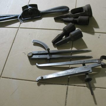 spokeshave, dividers, etc