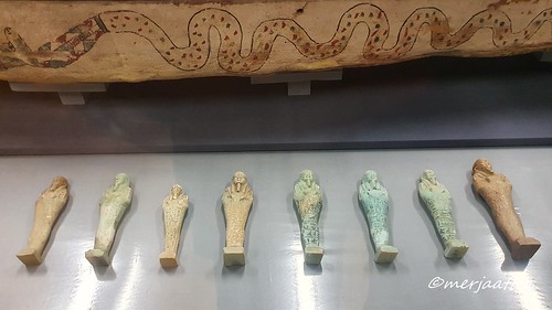 Eight Ushabti statuettes