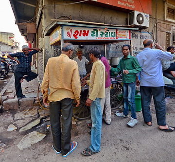 India - Gujarat - Ahmedabad - Streetlife - 71