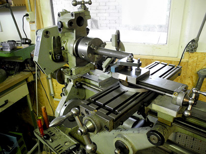 UW1 Lathe