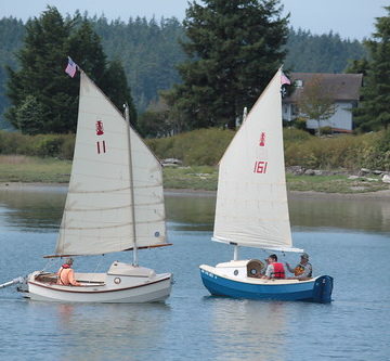 IMG_2801 - Nordland WA - Mystery Bay State Park - Red Lantern SCAMP Rally - SCAMP nr 11 SV NODDY (L) and nr 161 SV ZEPHYR