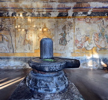 India - Tamil Nadu - Thanjavur - Brihadeshvara Temple - Shiva Linga - 33