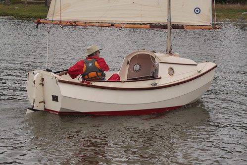 IMG_1318 - Nordland WA - Mystery Bay State Park - 2015 Red Lantern Rally - Simeon Baldwin aboard SCAMP-11 SV NODDY in Mystery Bay