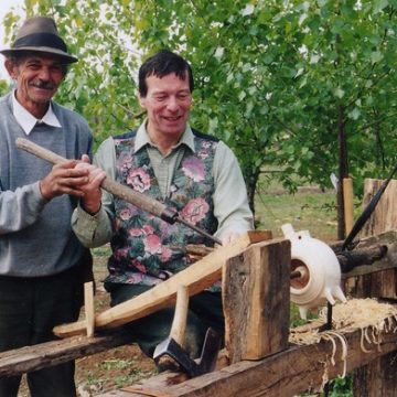 Ion Constantin, Romanian pole lathe turner