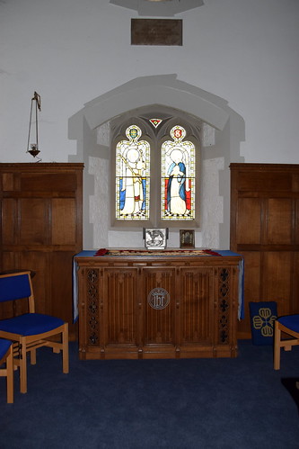 Blessed Sacrament chapel (Munro Cautley, 1930s)