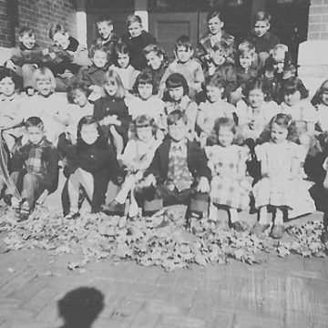 MISS TOOTS SECOND GRADE CLASS, MT WASHINGTON, KCMO 1950