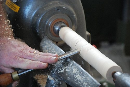 The Woodwork Lathe * Preparing a wooden blank for turning between centres * Craft & Design / Product Design